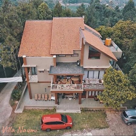 בנדונג Villa Naumi מראה חיצוני תמונה