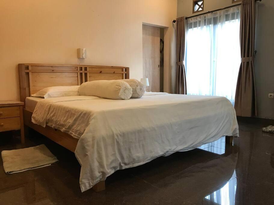 בנדונג Villa Naumi מראה חיצוני תמונה
