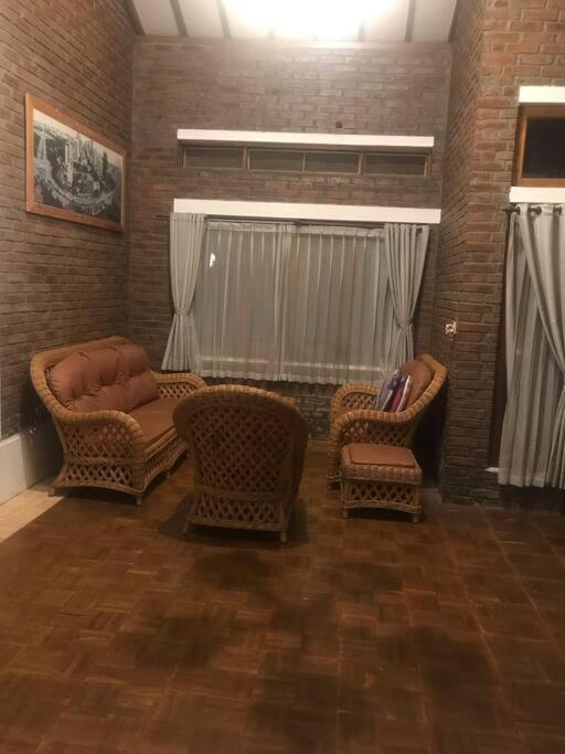 בנדונג Villa Naumi מראה חיצוני תמונה