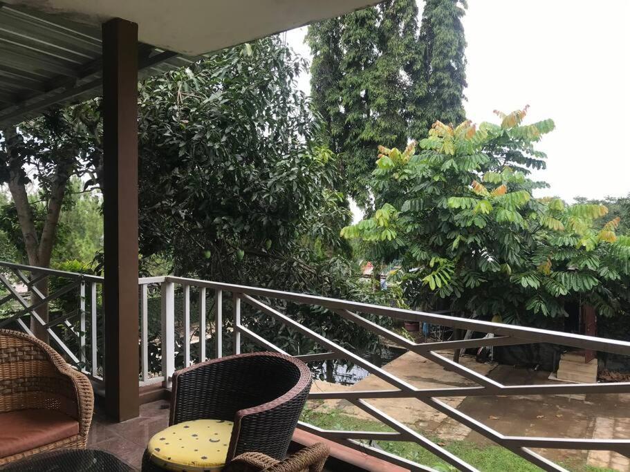 בנדונג Villa Naumi מראה חיצוני תמונה