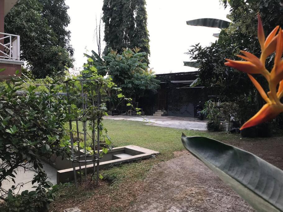בנדונג Villa Naumi מראה חיצוני תמונה